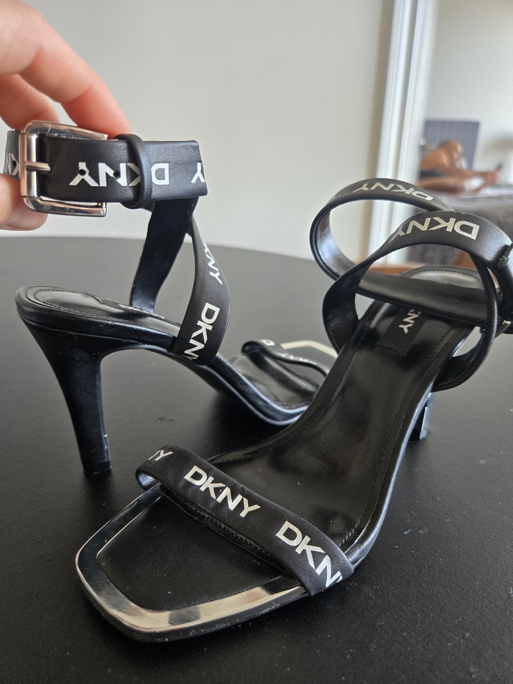 DKNY Black Leather Logo Strap Sandals Square Toe Heels Size 7M